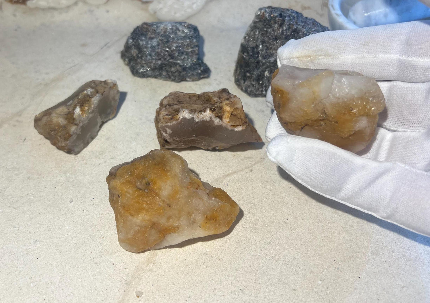 Self-Discovery and Resilience Power Pack Nuummite, Golden Healer Quartz and Flower Agate Personal Focus Home Decor Meditation Birthday Xmas