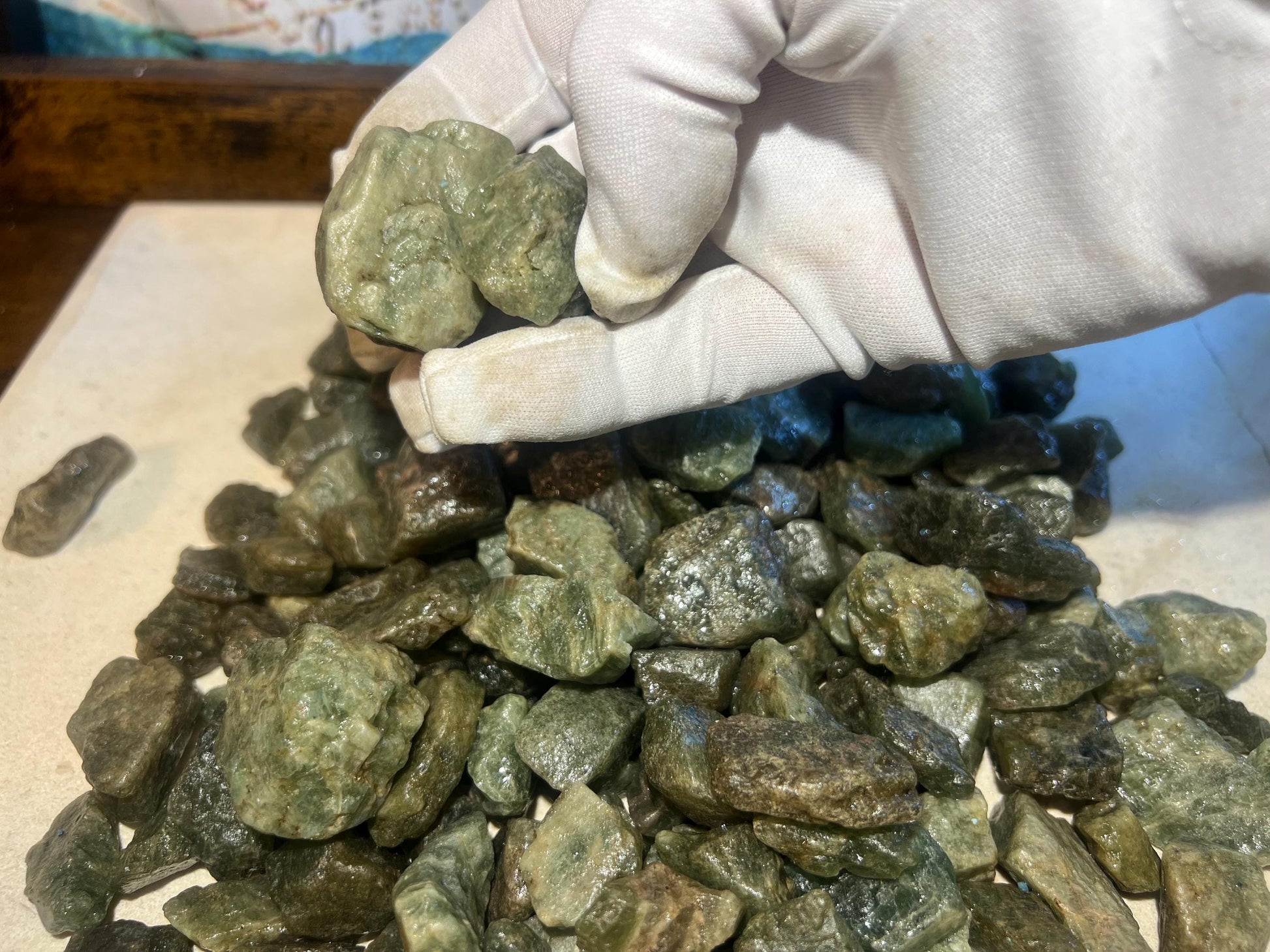 Raw Green Aventurine Crystals: Untreated Healing Stones