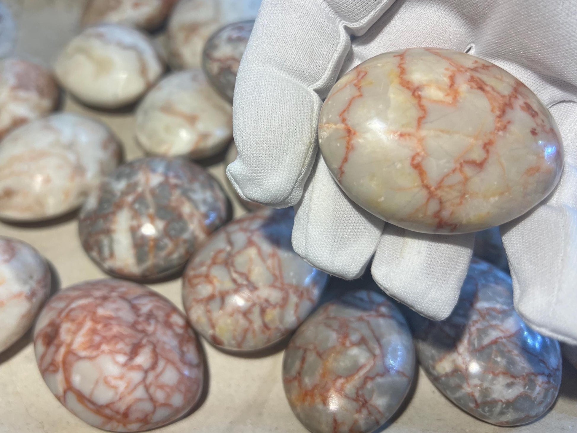 Danish Red Vein Jasper Natural Palm Stone Smooth Polished Carved Crystal for Distraction Stress Christmas Xmas Home Decor Worry Anxiety