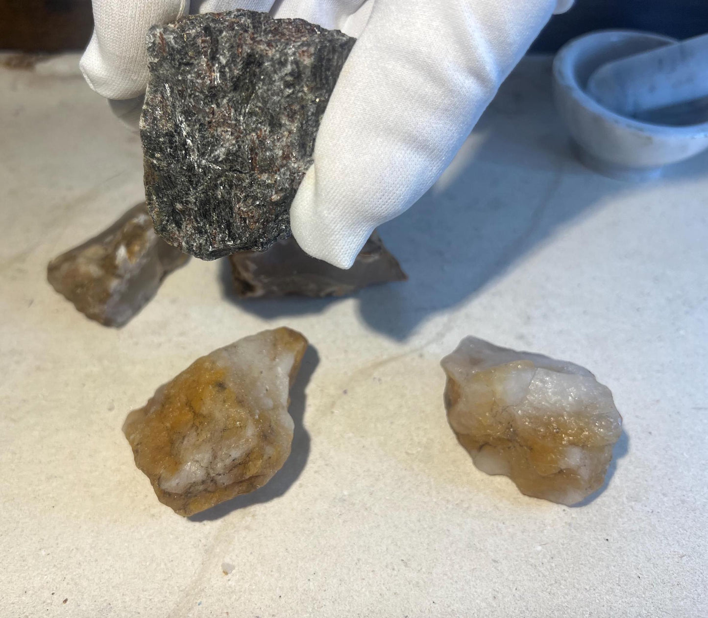 Self-Discovery and Resilience Power Pack Nuummite, Golden Healer Quartz and Flower Agate Personal Focus Home Decor Meditation Birthday Xmas