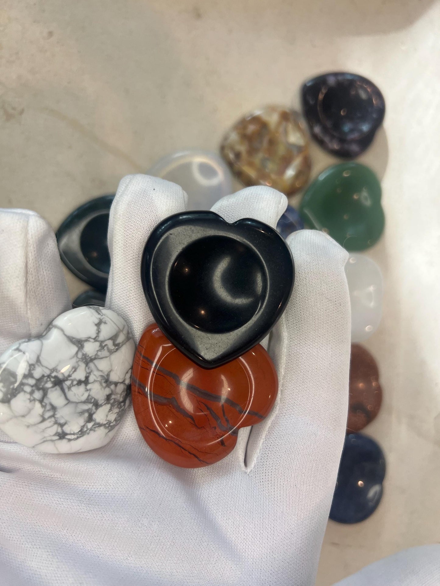 Heart Worry Stones Assorted Gemstones Worry Polished Gem-stone Thumb Pocket Palm Stone Worry Chakra Gemstone Stress Relief Fidget Smooth
