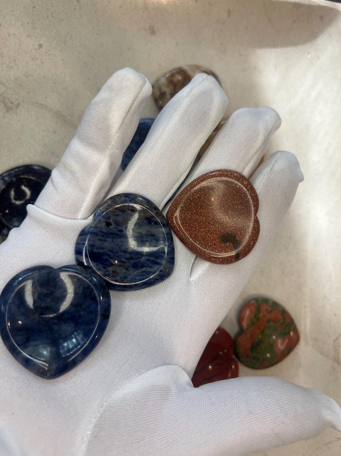 Heart Worry Stones Assorted Gemstones Worry Polished Gem-stone Thumb Pocket Palm Stone Worry Chakra Gemstone Stress Relief Fidget Smooth