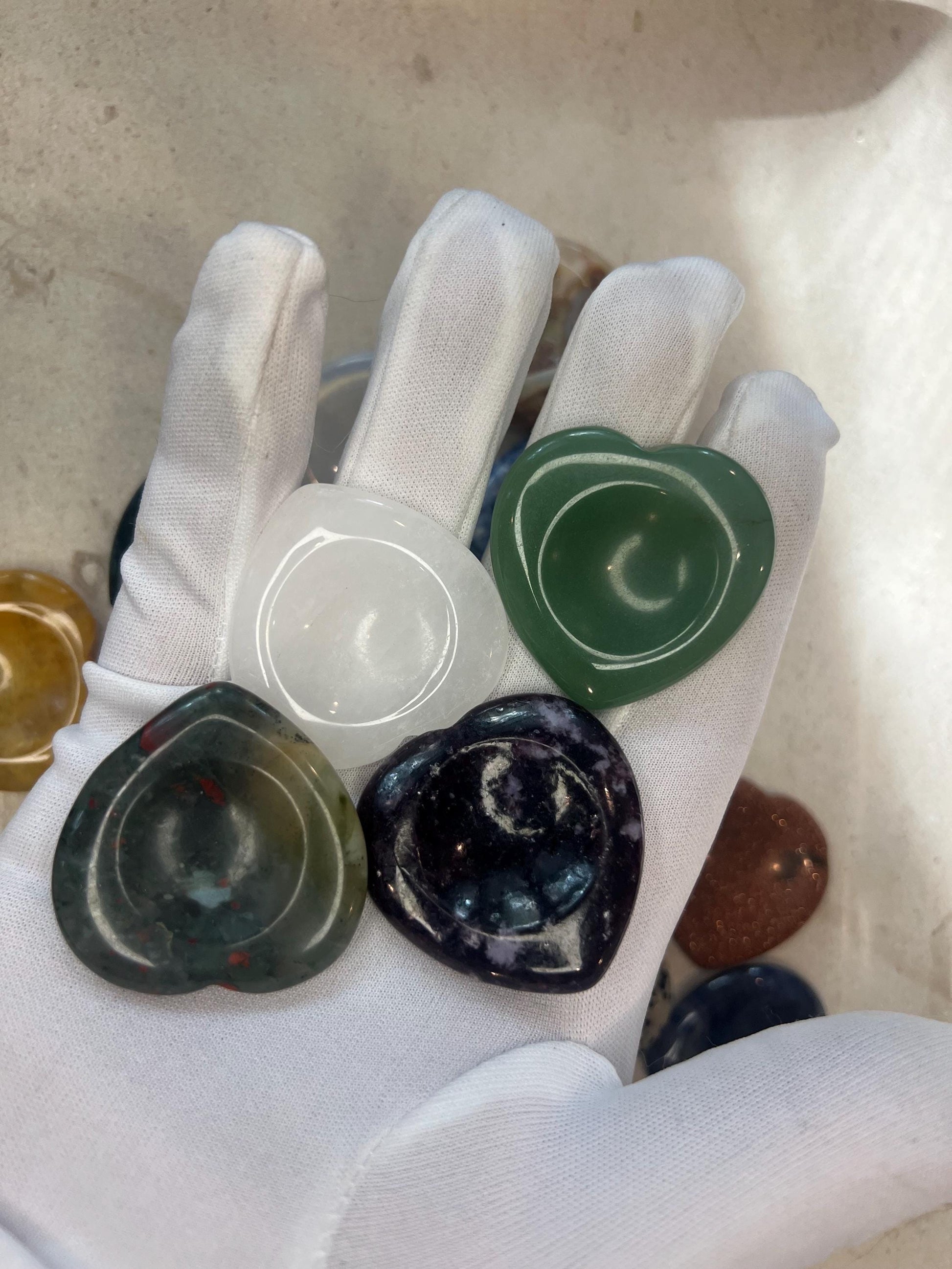 Heart Worry Stones Assorted Gemstones Worry Polished Gem-stone Thumb Pocket Palm Stone Worry Chakra Gemstone Stress Relief Fidget Smooth