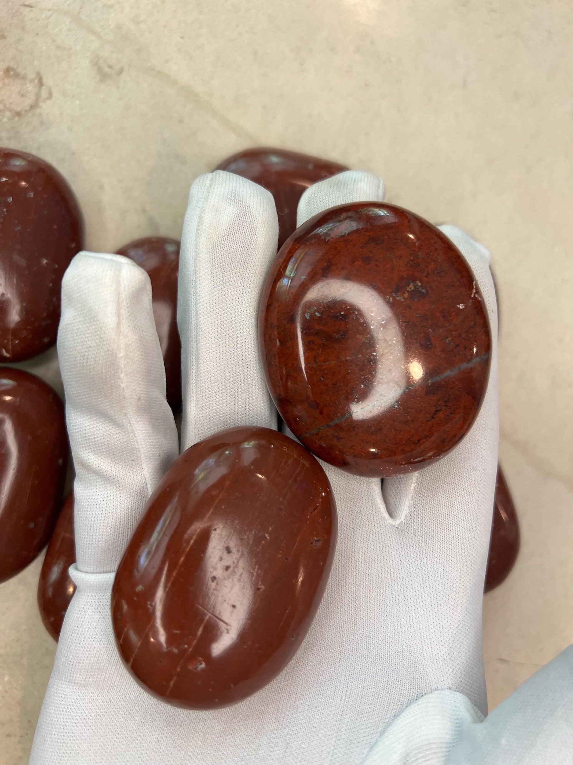 Indian Red Jasper Natural Palm Stone Smooth Polished Carved Crystal for Distraction Home Decor Christmas Xmas Meditation