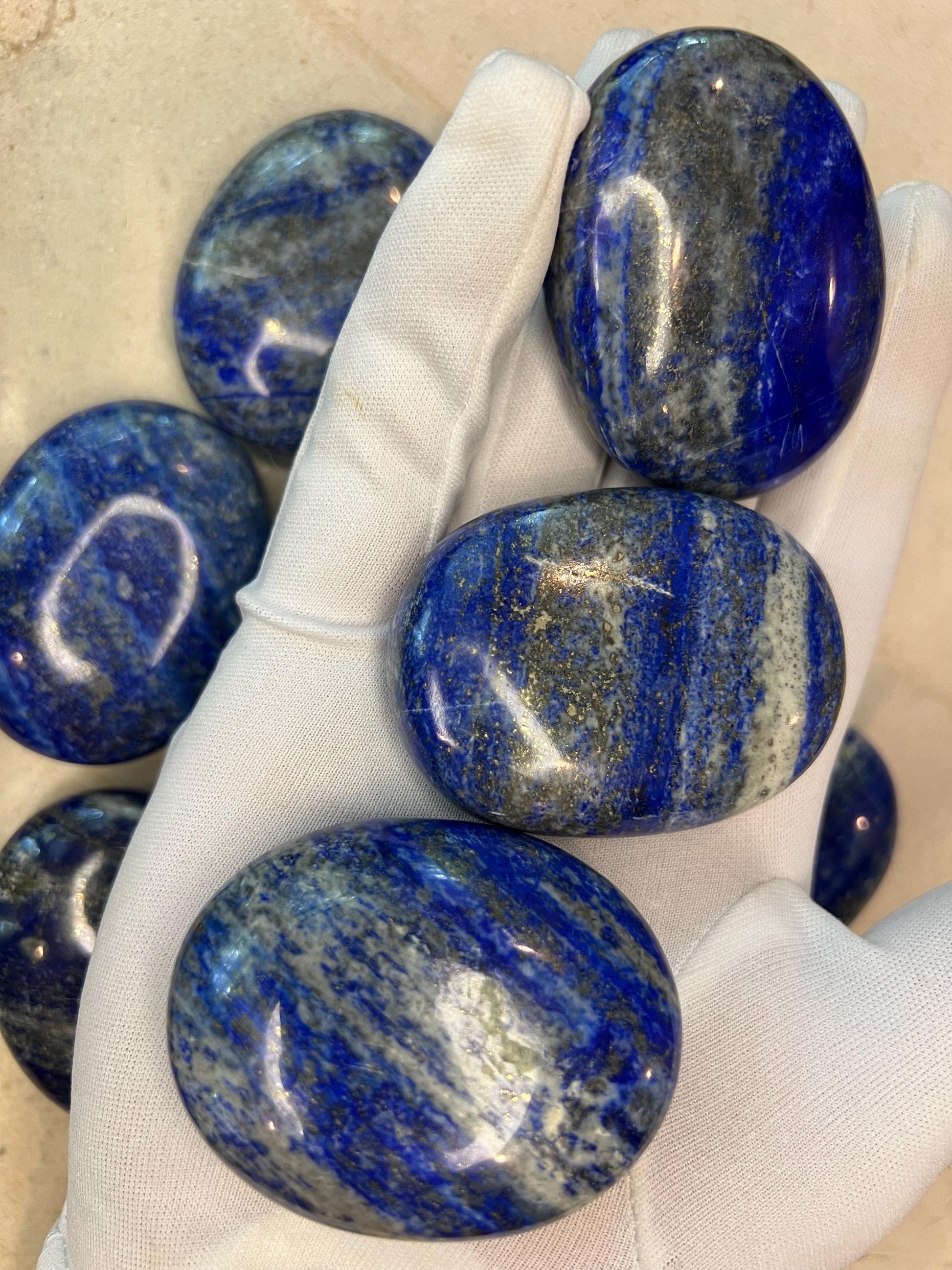 Afghan Lapis Lazuli Natural Palm Stone Smooth Polished Carved Crystal for Distraction Gift Anxiety Worry Christmas Meditation Home Decor