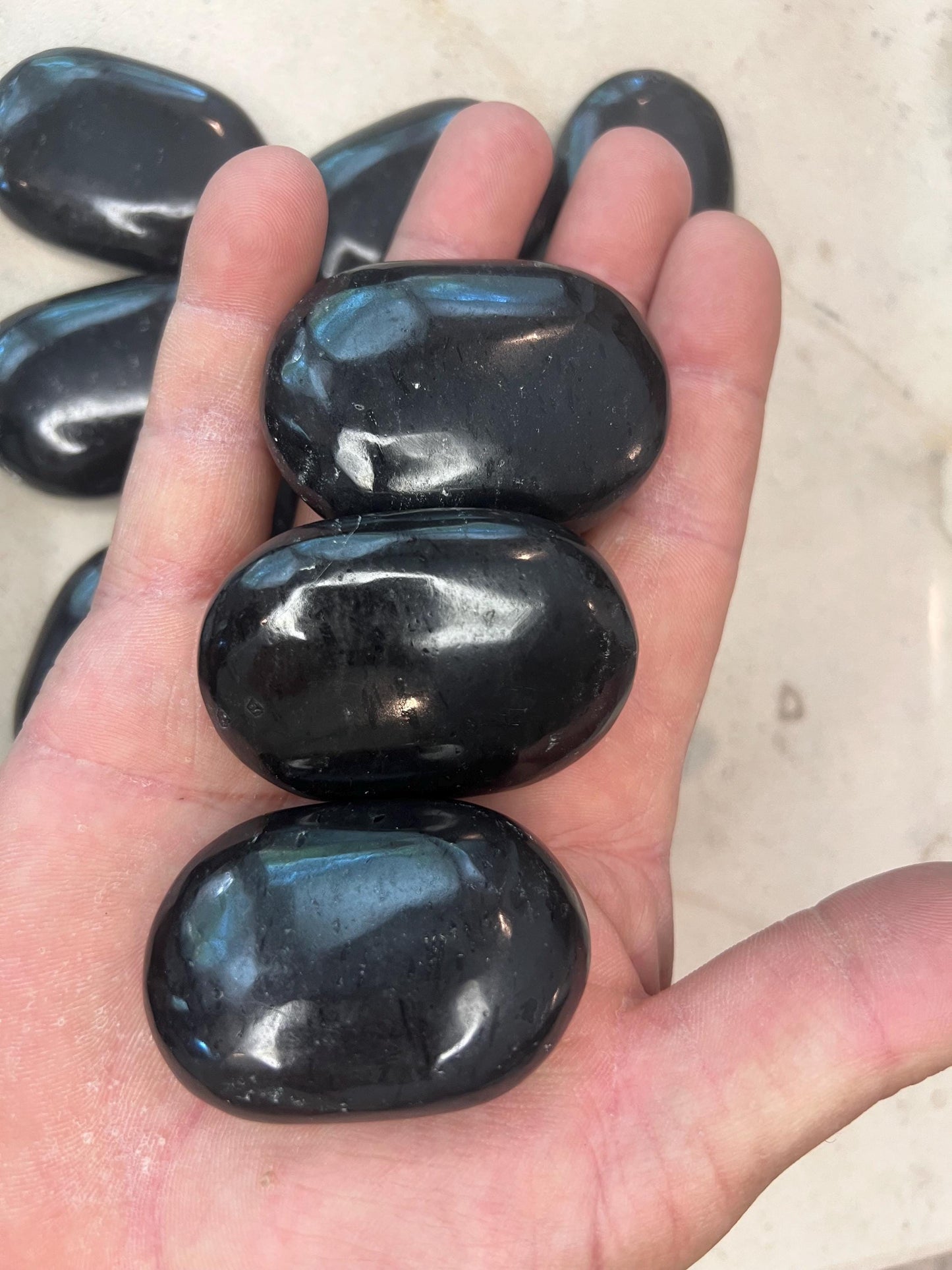 Indian Black Tourmaline Natural Palm Stone Smooth Polished Carved Crystal for Christmas Decor Gift Home Decor Worry Anxiety Birthday Xmas