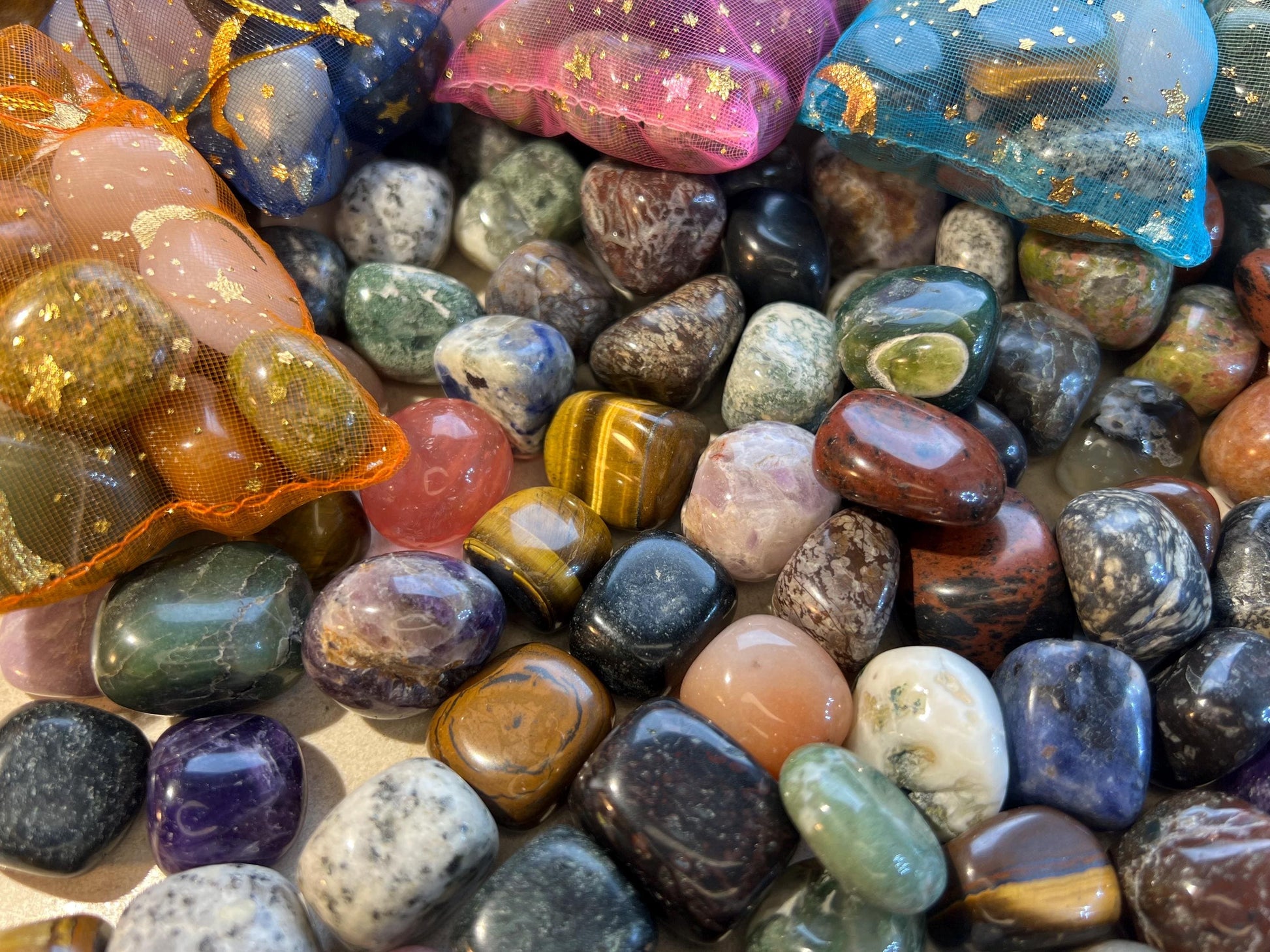 Crystal Confetti Mix: Tumbled Gemstones, Polished Rocks, Anxiety Relief Home Decor Worry Pocket Stress Anxiety Palm Stone