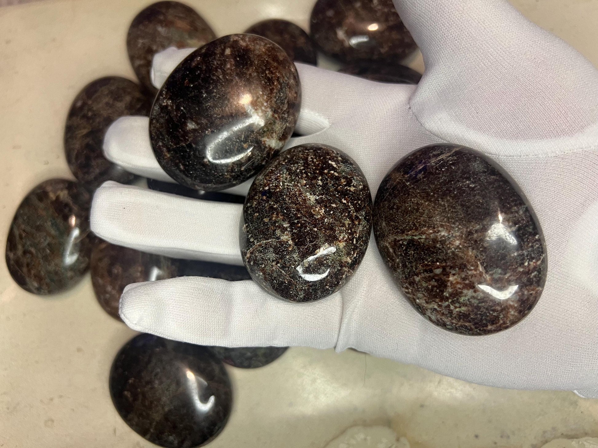Indian Hessonite Garnet Palm Stone: Meditation Crystal Decor Home Decor Worry Pocket Stress Anxiety Palm Stone