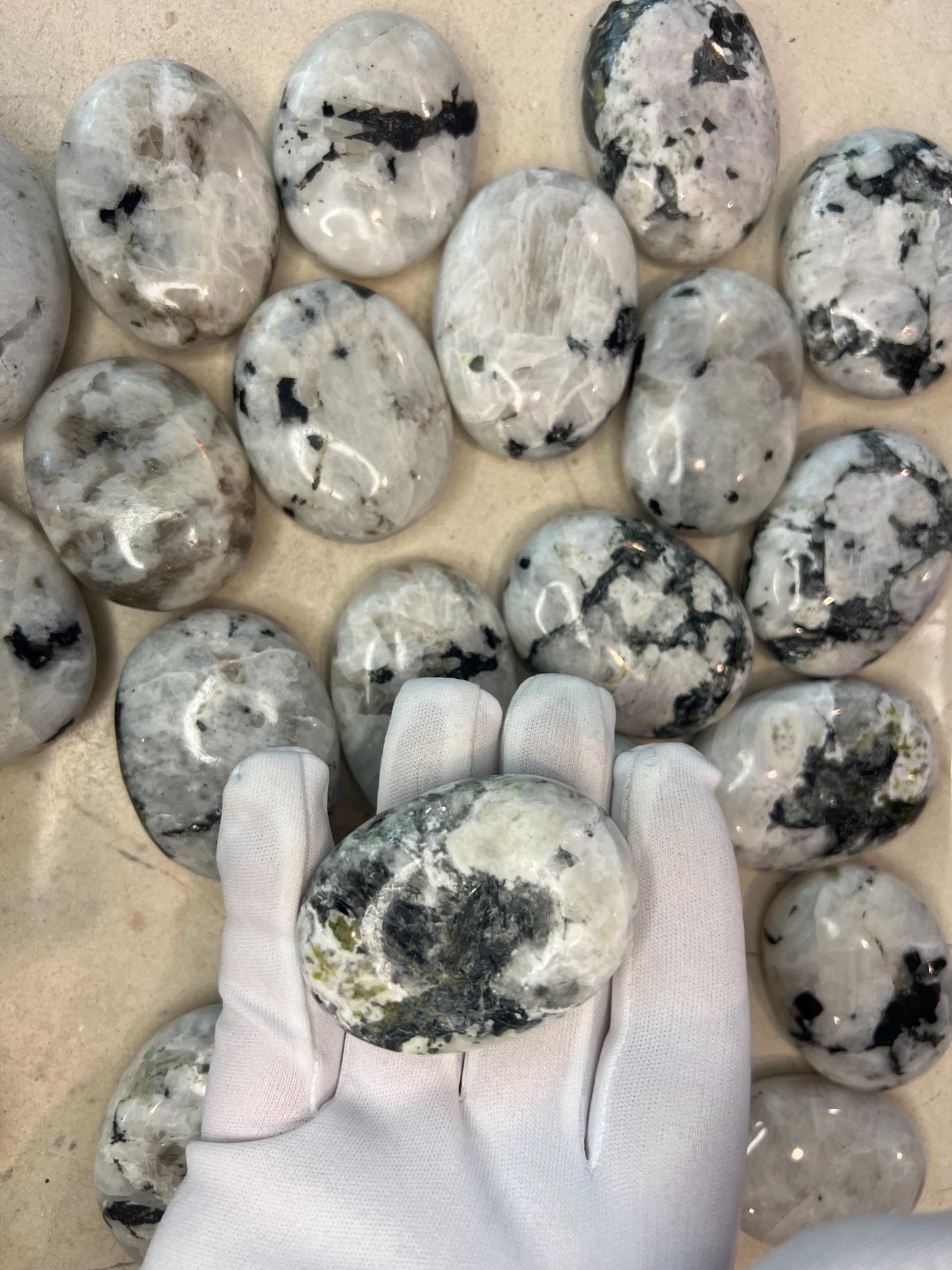 Indian White Moonstone Palm Stone Smooth Polished Carved Crystal for Distraction from Anxiety or Worry Home Decor Holiday Xmas Home Decor