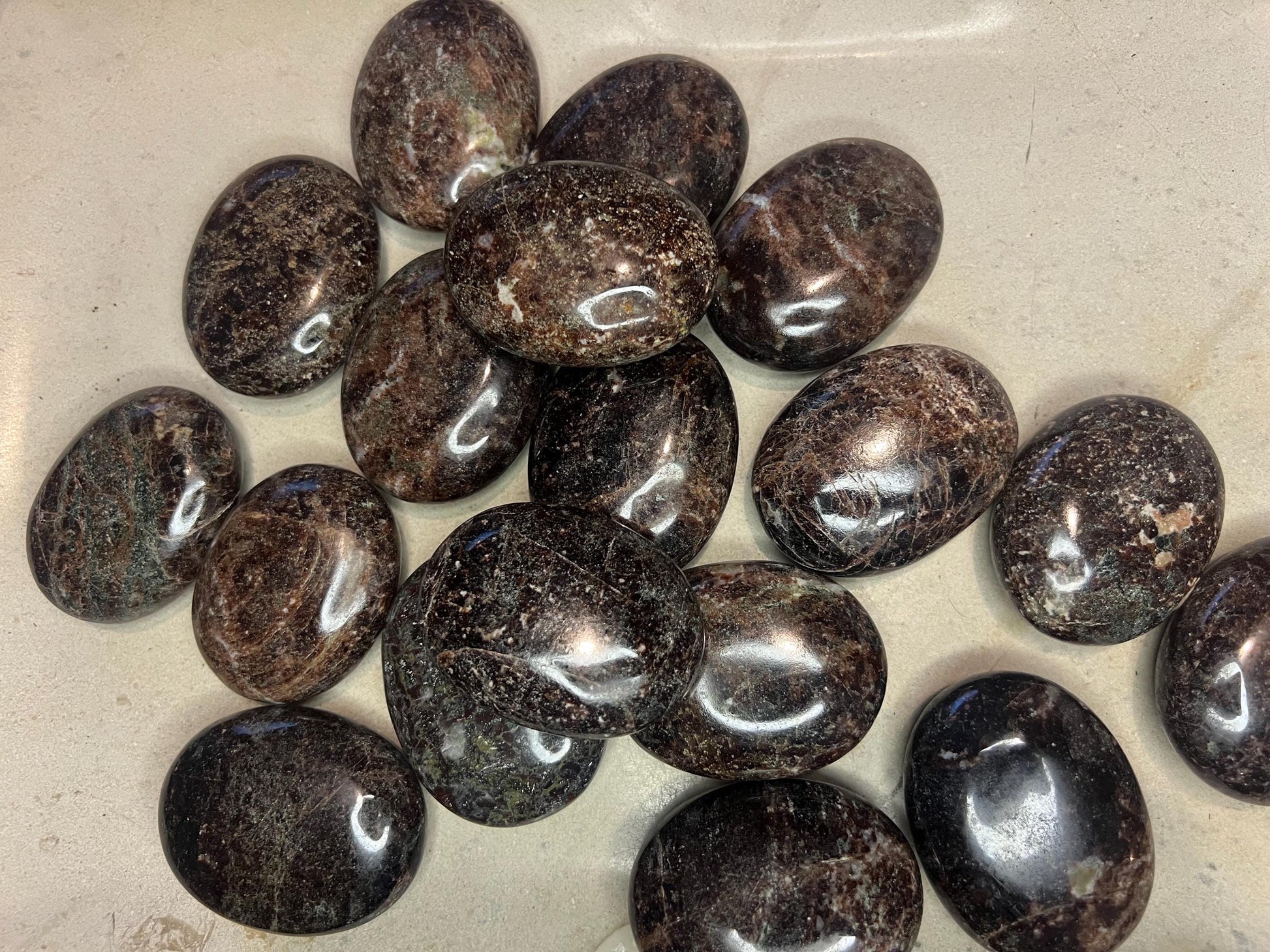 Indian Hessonite Garnet Palm Stone: Meditation Crystal Decor Home Decor Worry Pocket Stress Anxiety Palm Stone