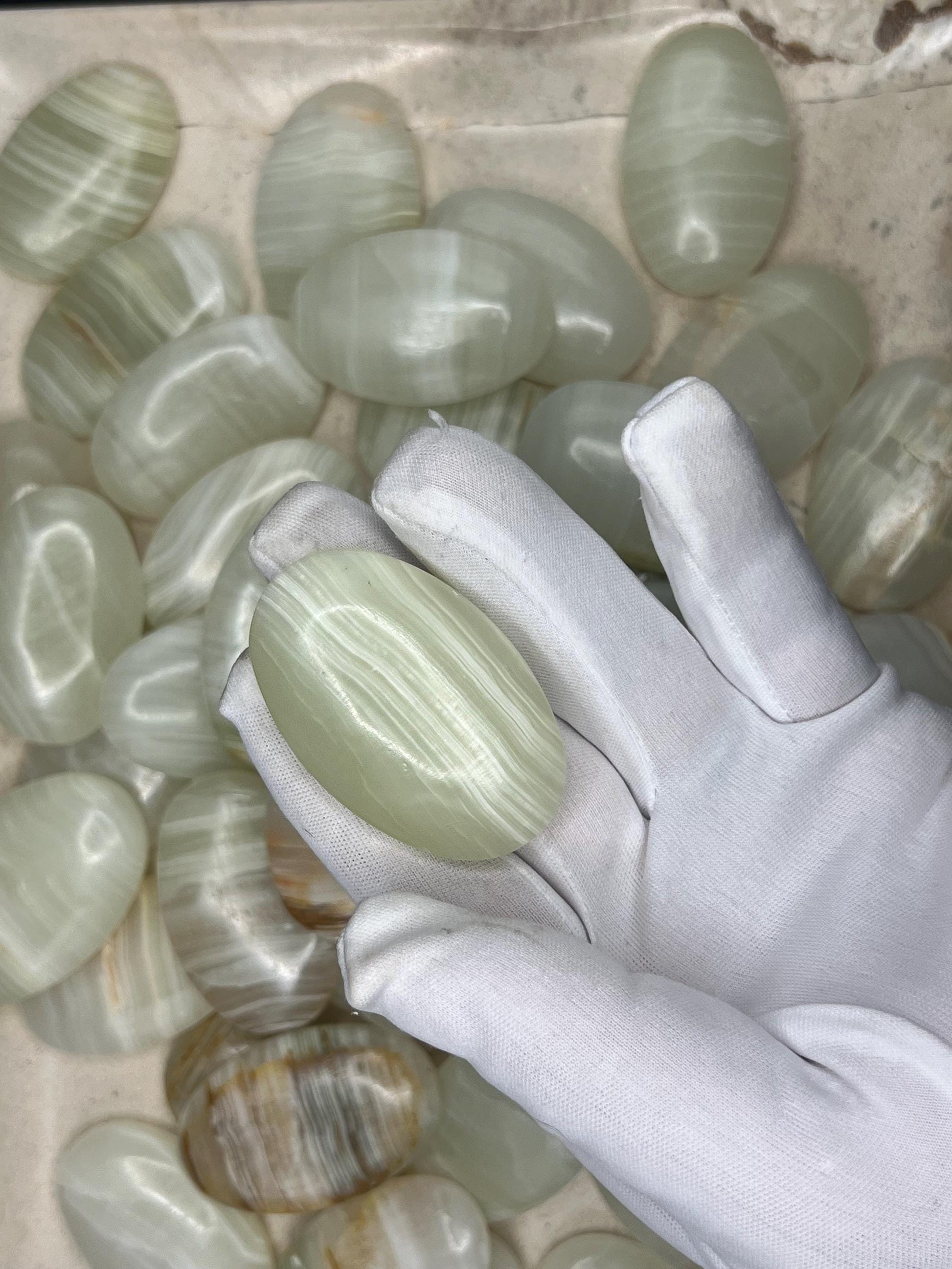 Rare Afghan Lapis Jade Natural Palm Stone Smooth Polished Carved Crystal Distraction Home Decor Worry Stress Relief Anxiety Gift Christmas