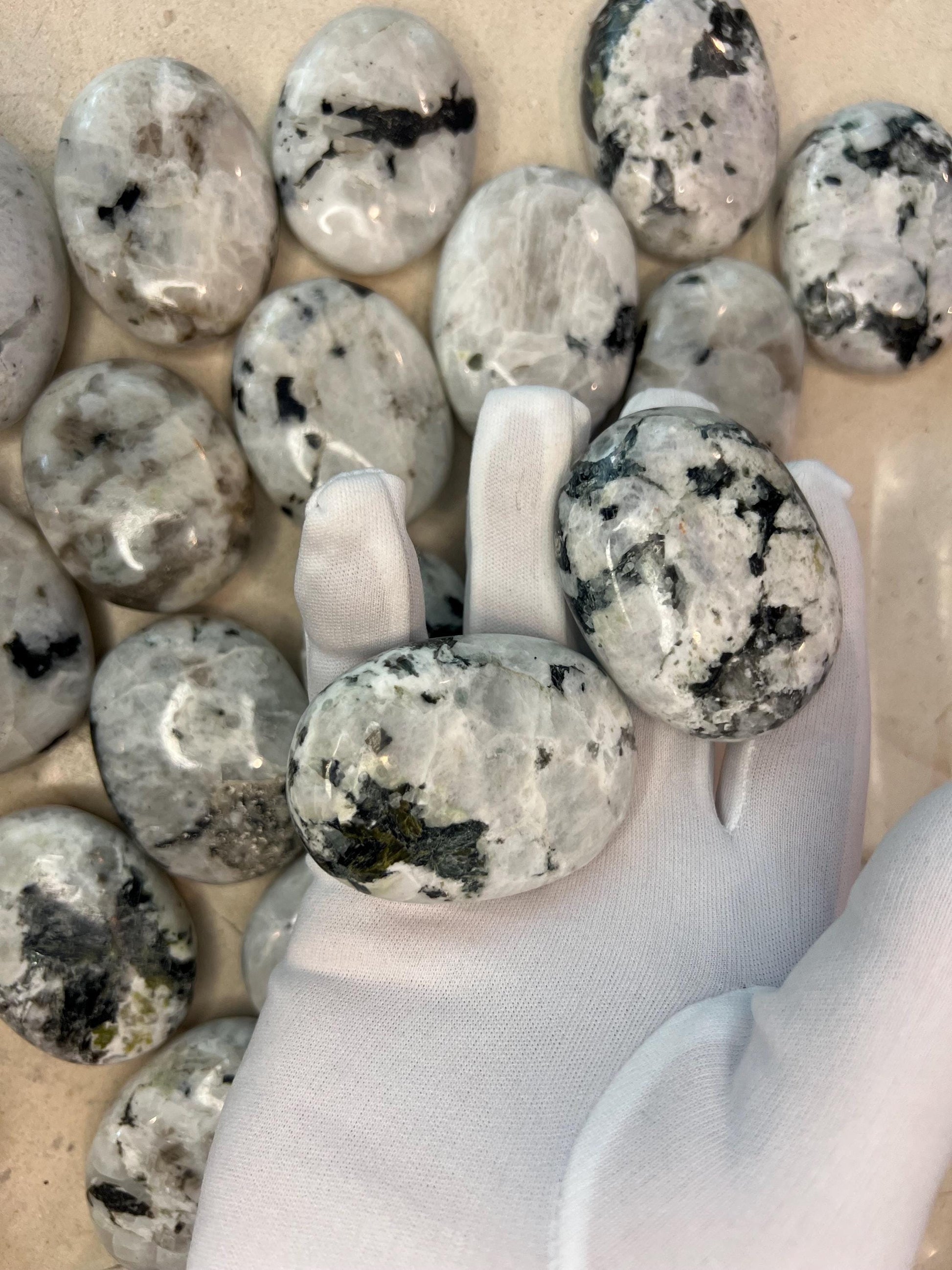 Indian White Moonstone Palm Stone Smooth Polished Carved Crystal for Distraction from Anxiety or Worry Home Decor Holiday Xmas Home Decor