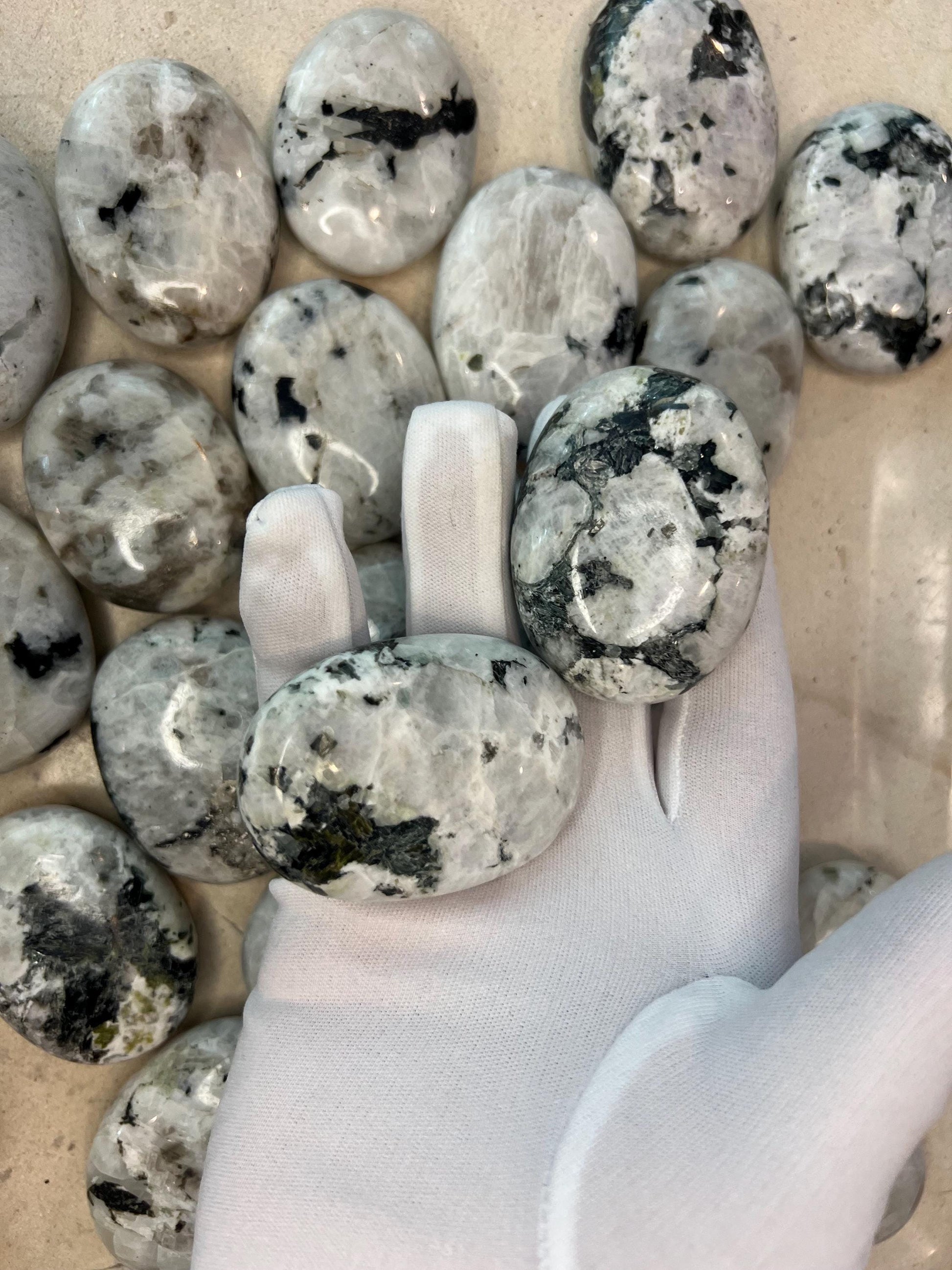 Indian White Moonstone Palm Stone Smooth Polished Carved Crystal for Distraction from Anxiety or Worry Home Decor Holiday Xmas Home Decor