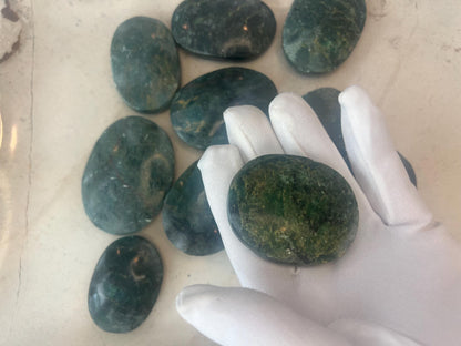 African Verdite Palm Stone: Carved Crystal for Stress Relief Home Decor Worry Pocket Stress Anxiety Palm Stone