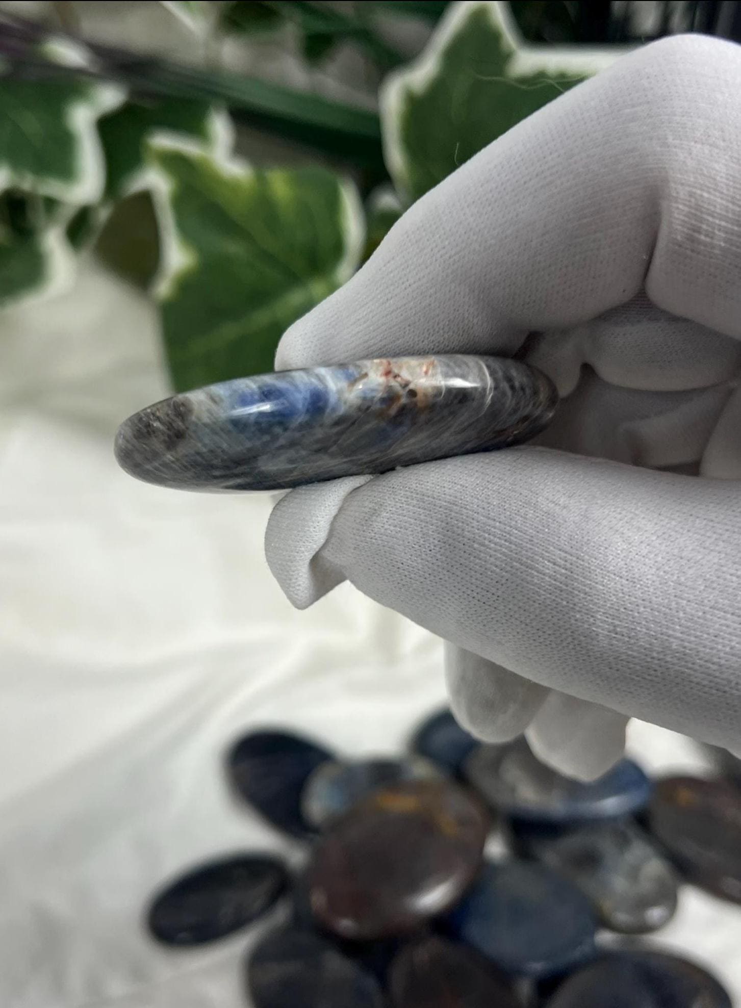 Blue Hard Corundum Sapphire Natural Palm Stone Smooth Polished Carved Crystal Distraction Home Decor Worry Stress Relief Anxiety Gift Xmas