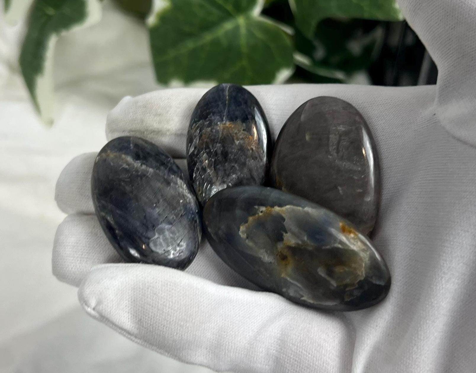 Blue Hard Corundum Sapphire Natural Palm Stone Smooth Polished Carved Crystal Distraction Home Decor Worry Stress Relief Anxiety Gift Xmas