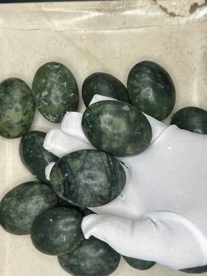 Nephrite Serpentine Jade Palm Stone: Carved Crystal Worry Stone Home Decor Worry Pocket Stress Anxiety Palm Stone