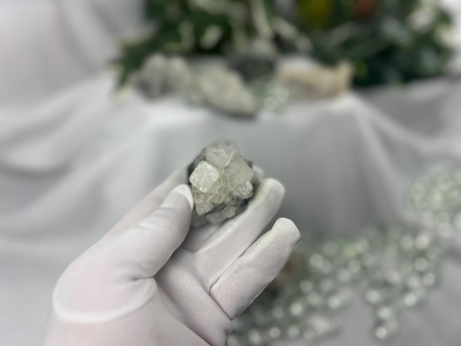 Apophyllite Cluster Healing Crystal Natural Cluster Crystal Anxiety Worry Geode Meditation Chakra Point Stress Relief Home Decor Christmas