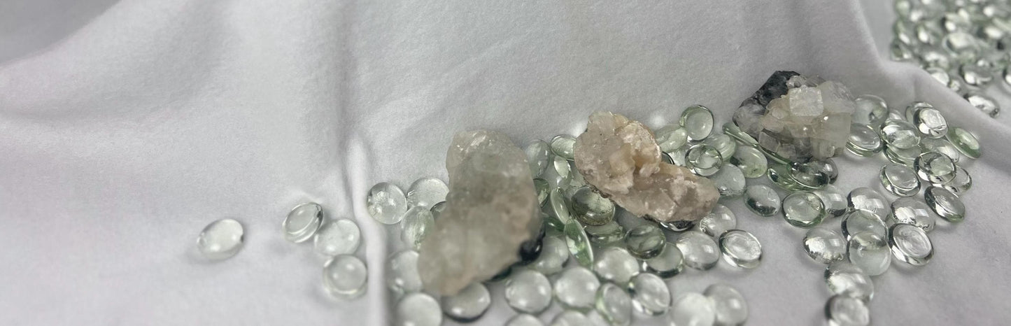 Apophyllite Crystal Cluster: Healing Geode, Meditation Stone, Home Decor