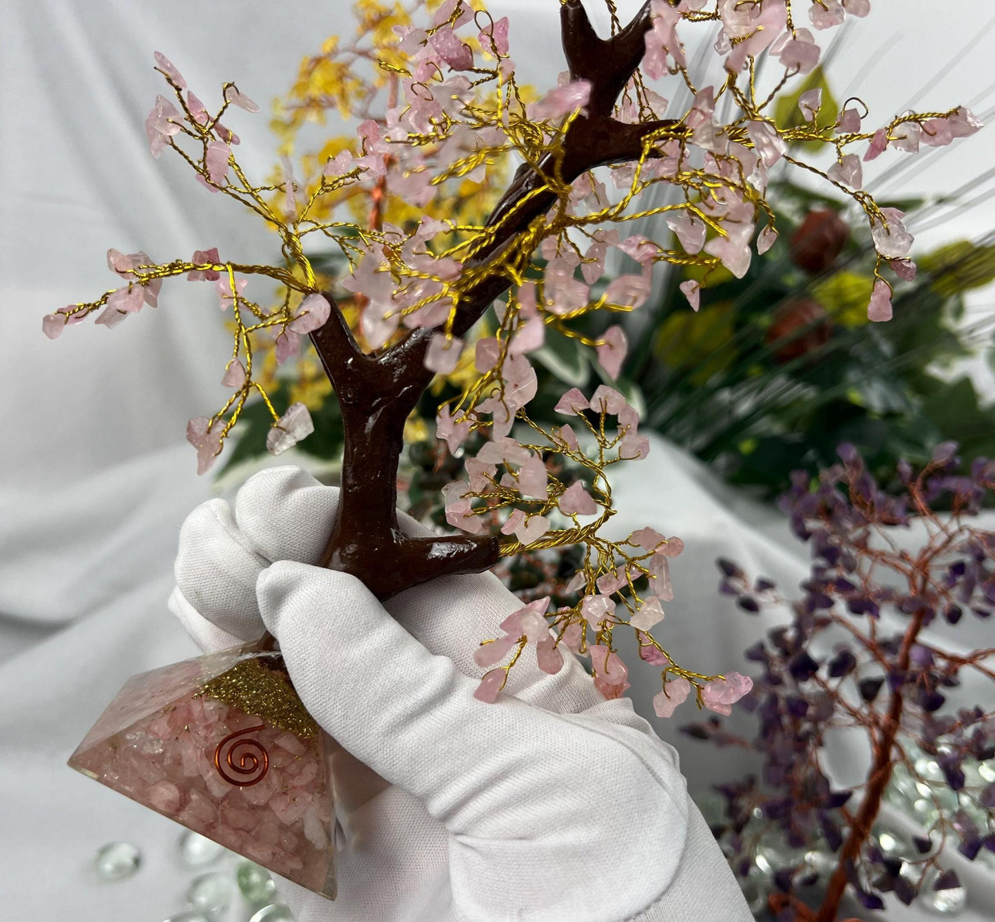 Crystal Confetti Trees Sun Catcher Home Decor Resin Trunk Stone Chips Smooth Anxiety Polished Rock Tumbled Pocket Worry Palm Home Focus Gift