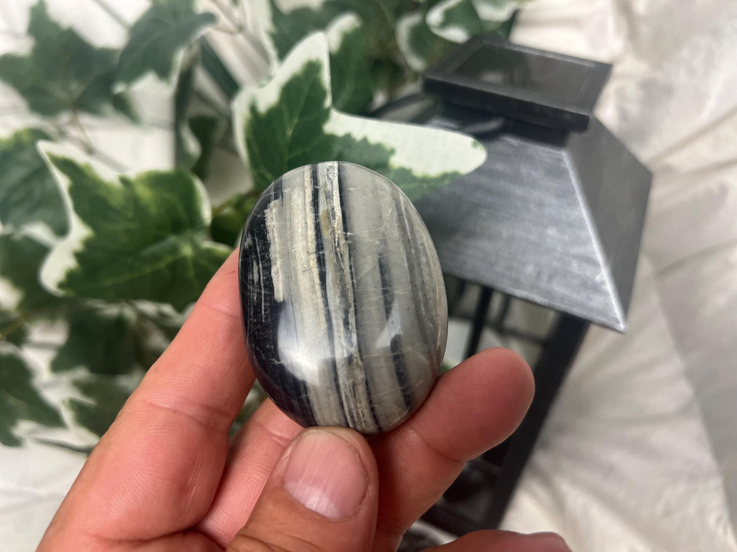English Banded Agate Palm Stone: Carved Crystal Worry Stone Home Decor Worry Pocket Stress Anxiety Palm Stone