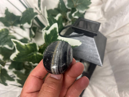 English Banded Agate Palm Stone: Carved Crystal Worry Stone Home Decor Worry Pocket Stress Anxiety Palm Stone