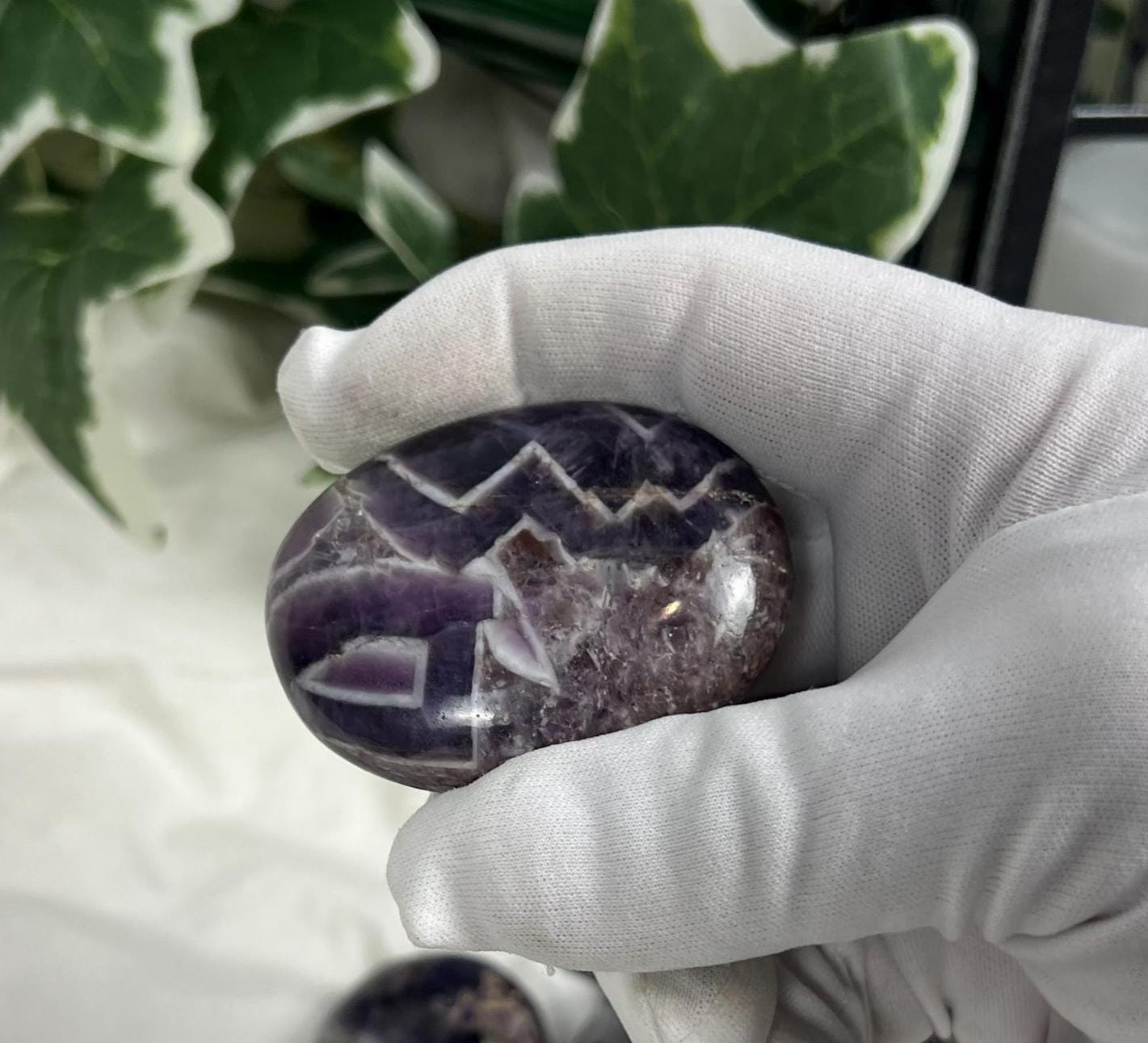 Brazilian Chevron Amethyst Natural Palm Stone Smooth Polished Carved Crystal for Distraction from Anxiety Worry Home Decor Christmas