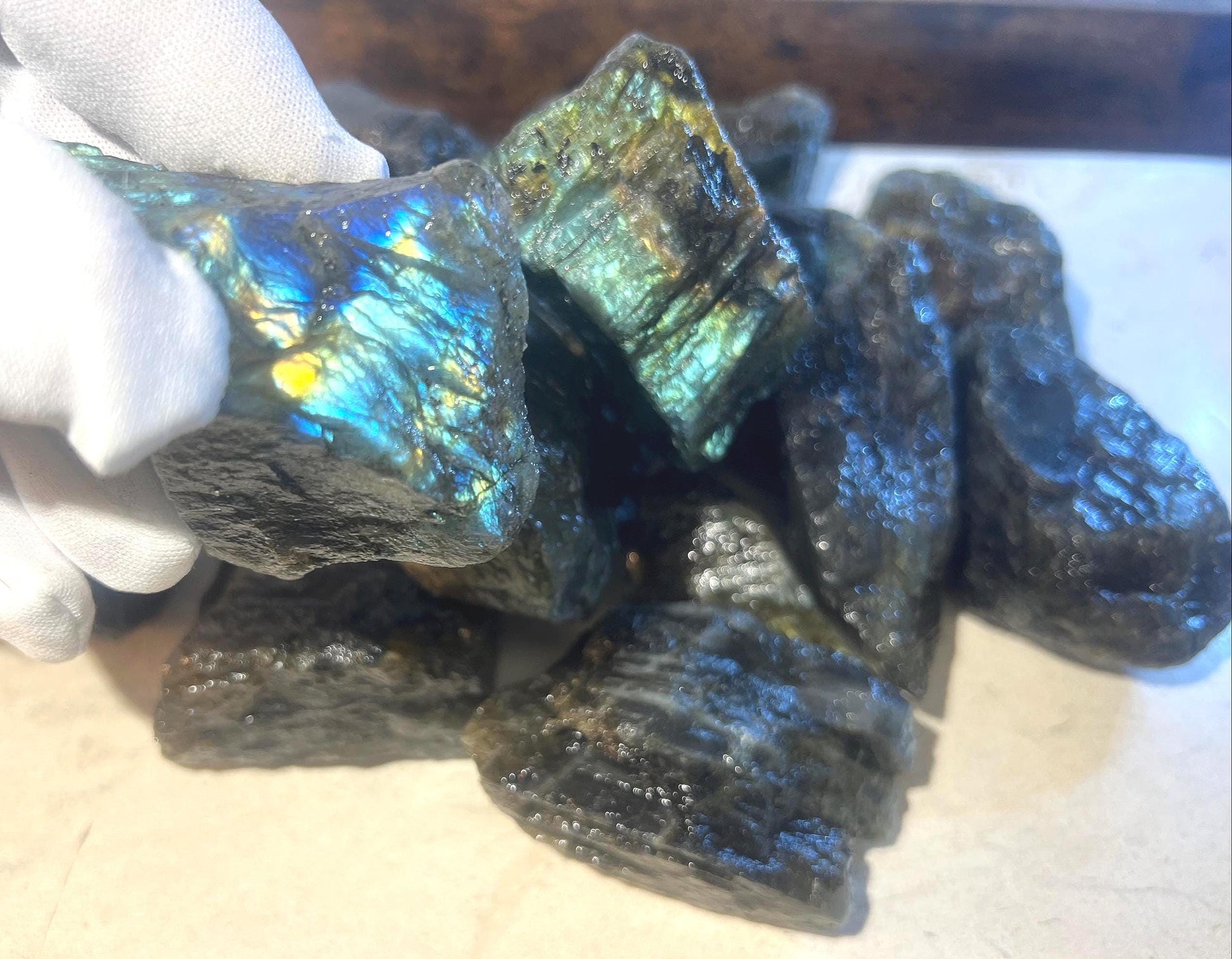 Raw Labradorite Crystals Madagascar Natural Crystal Polished Worry Stone Home Decor Anxiety Pocket Distraction Meditation Gift Christmas