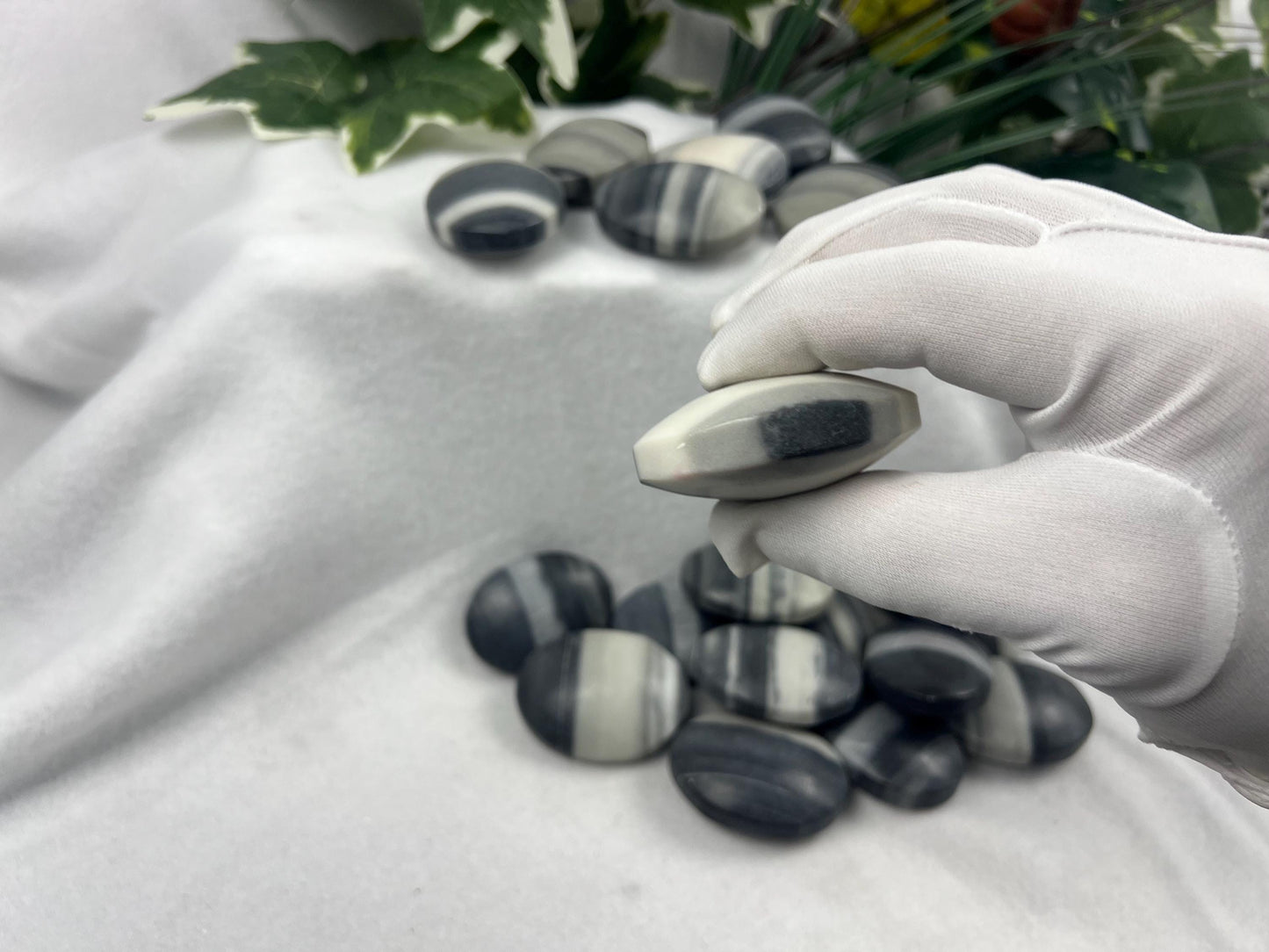 Taiji Jade Palm Stone: Polished Worry Stone, Home Decor Home Decor Worry Pocket Stress Anxiety Palm Stone