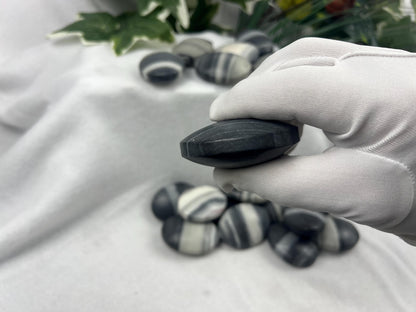 Taiji Jade Palm Stone: Polished Worry Stone, Home Decor Home Decor Worry Pocket Stress Anxiety Palm Stone