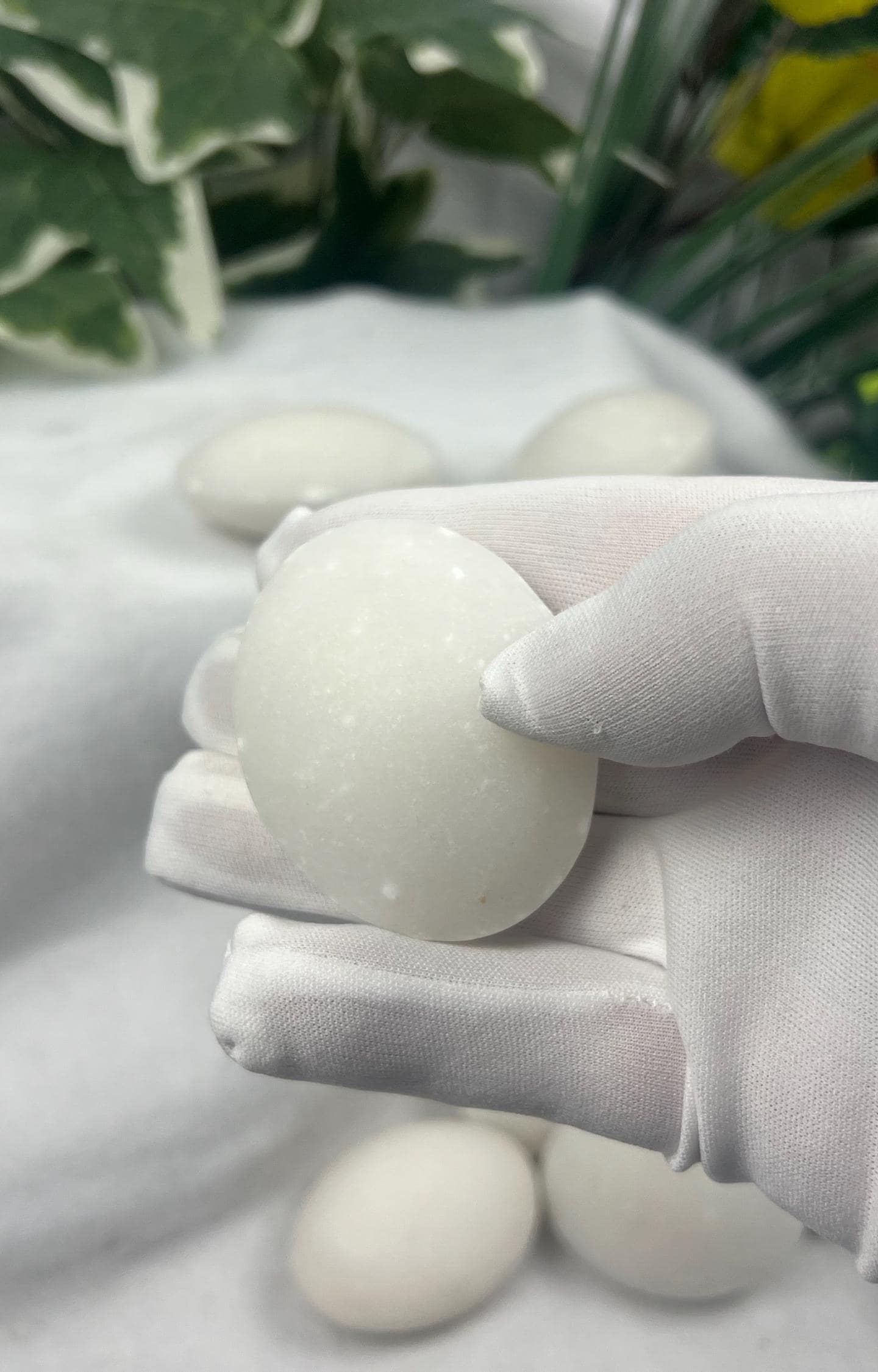 Snow White Jade Palm Stone Natural Crystal Polished Worry Stone Home Decor Anxiety Pocket Distraction Meditation Gift Birthday Christmas