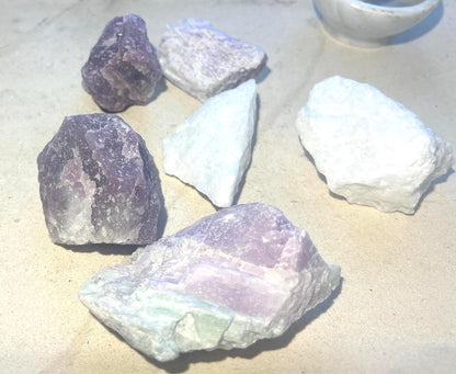 Raw Purple Kunzite Crystal Natural Crystal Polished Worry Stone Home Decor Anxiety Pocket Distraction Meditation Gift Birthday Christmas