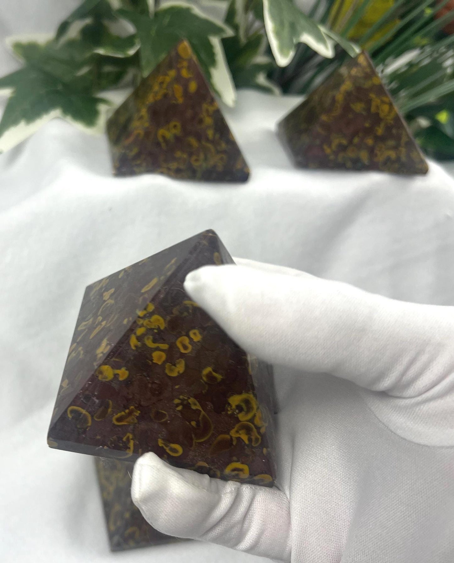 Beautiful Indian Sabalgarh Marble Natural Pyramid Smooth Polished Carved Crystal Worry Anxiety Distraction Meditation Christmas Xmas Decor