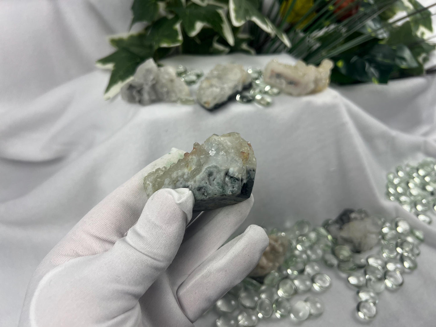 Apophyllite Cluster Healing Crystal Natural Cluster Crystal Anxiety Worry Geode Meditation Chakra Point Stress Relief Home Decor Christmas