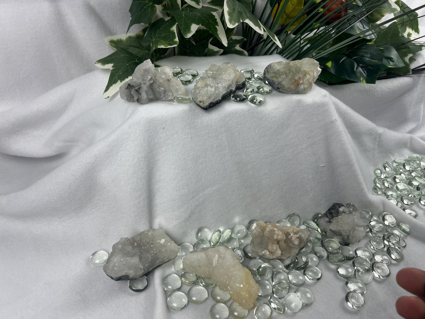 Apophyllite Crystal Cluster: Healing Geode, Meditation Stone, Home Decor