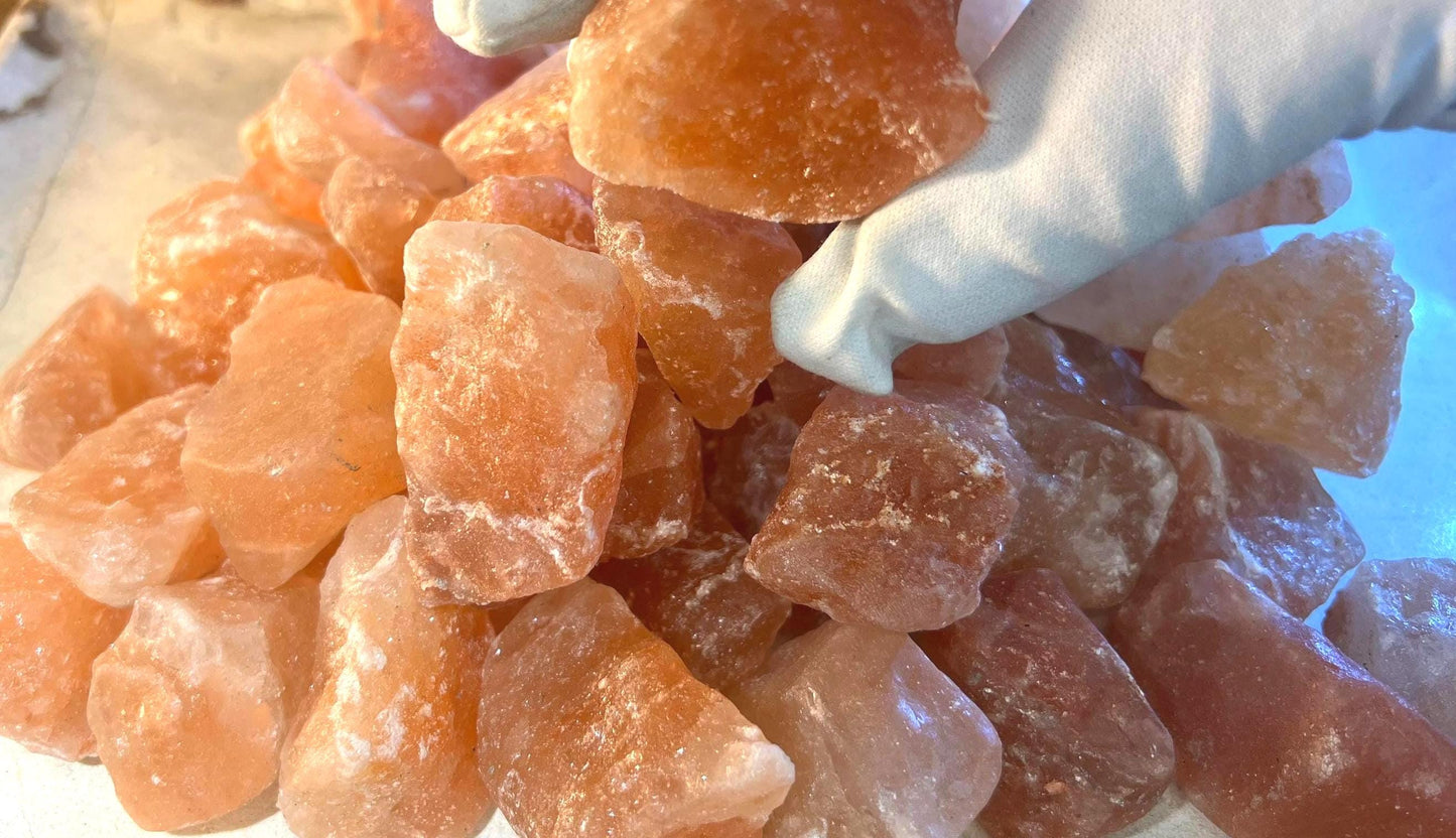Raw Golden Himalayan Salt Crystals Untreated Anxiety Home Decor Wholesale minerals School Christmas Xmas Home Decor Craft Pocket Stone