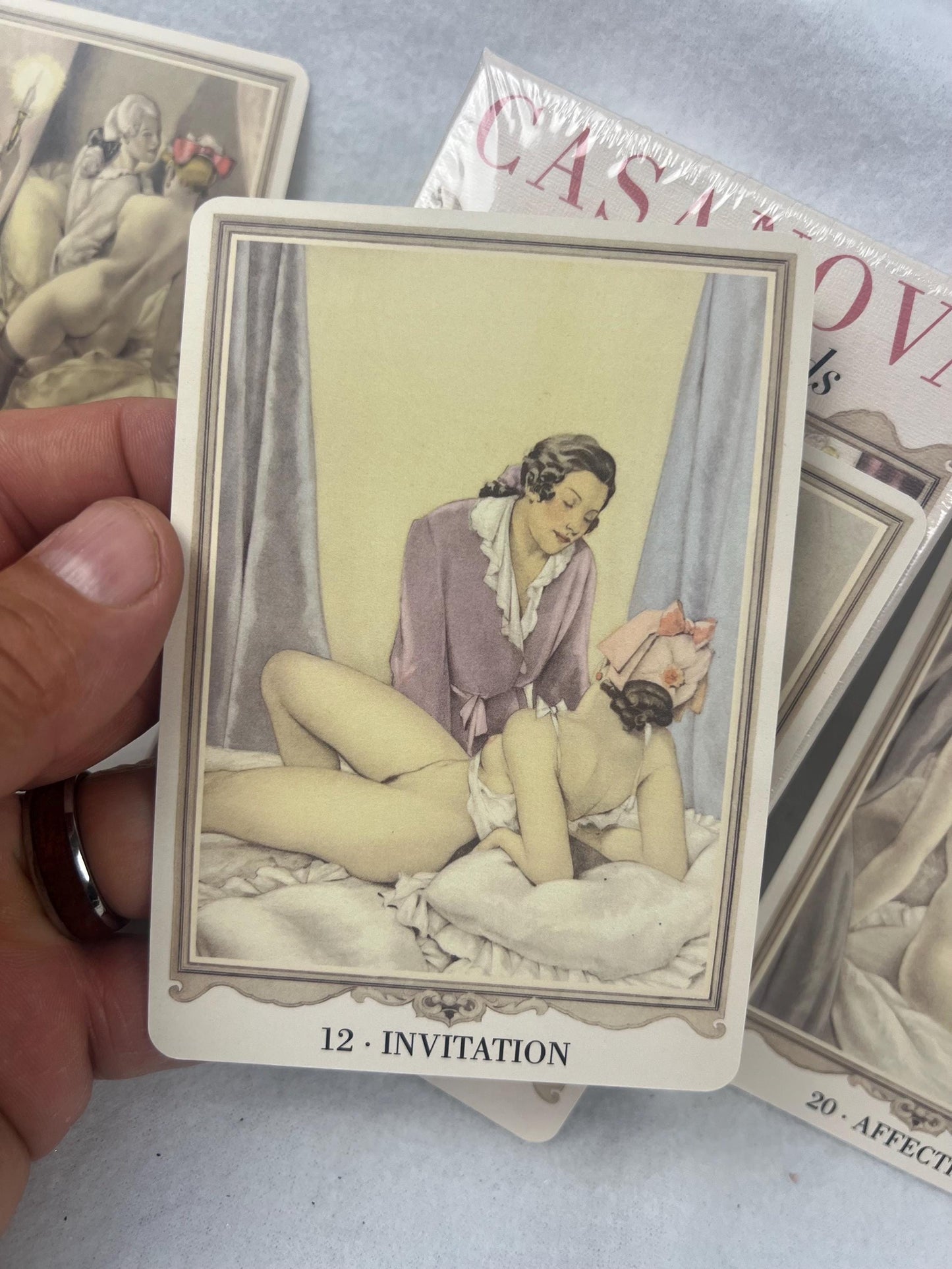 Casanova Oracle Deck with 128-page Guidebook 32 Large Cards Fully Licensed Special Gift Fortune Lo Scarabeo Home Decor Historical Artistic