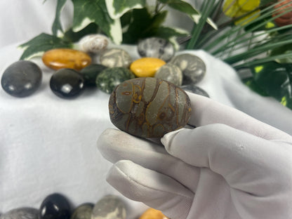 Random or Preferred pick Polished Palm Stone Anxiety Relief Meditation Crystal Home Decor Quartz Agate Jade Worry Pocket Stress Anxiety Gift
