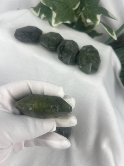 Xiuyan Nephrite Jade Palm Stone: Faceted Chinese Green Worry Stone Home Decor Worry Pocket Stress Anxiety Palm Stone