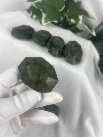 Xiuyan Nephrite Jade Palm Stone: Faceted Chinese Green Worry Stone Home Decor Worry Pocket Stress Anxiety Palm Stone
