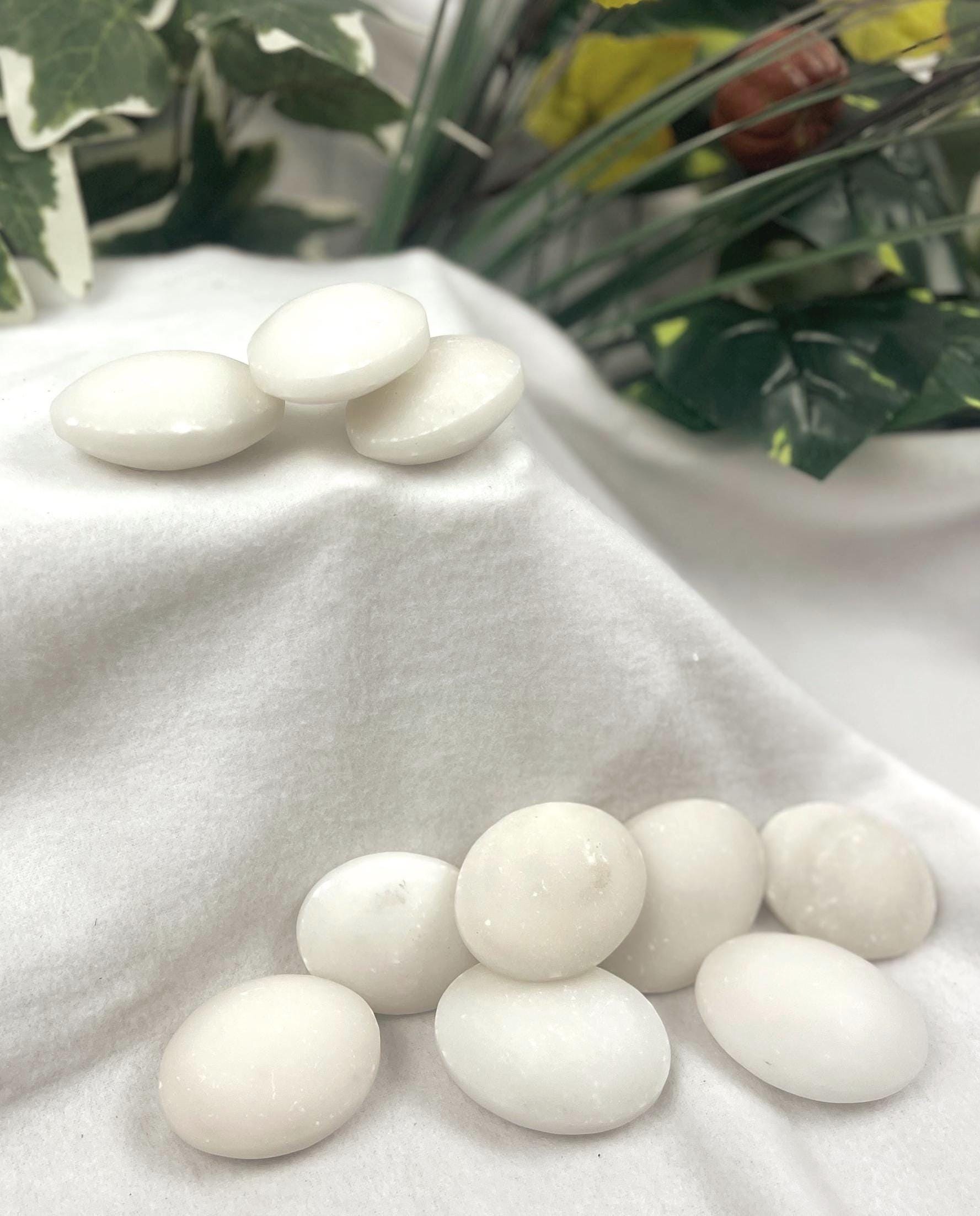 Snow White Jade Palm Stone Natural Crystal Polished Worry Stone Home Decor Anxiety Pocket Distraction Meditation Gift Birthday Christmas