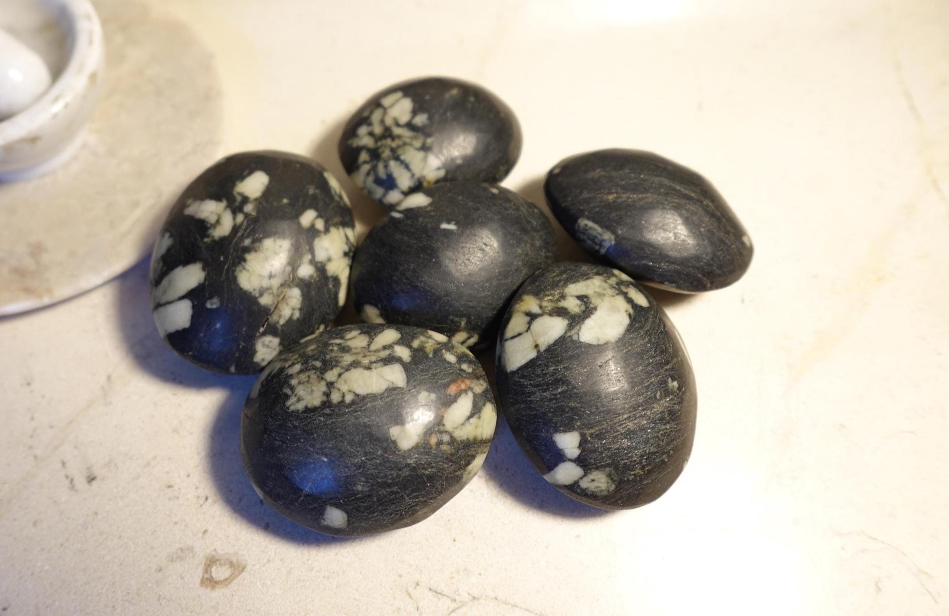 Peony Jade Palm Stone Natural Crystal Polished Worry Stone Home Decor Anxiety Pocket Distraction Meditation Gift Birthday Christmas