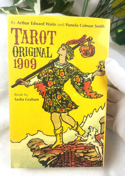 1909 Rider-Waite-Smith Tarot Deck 78 Cards Fully Licensed and Original Inclusive Tarot Deck Guidebook Home Decor Gift