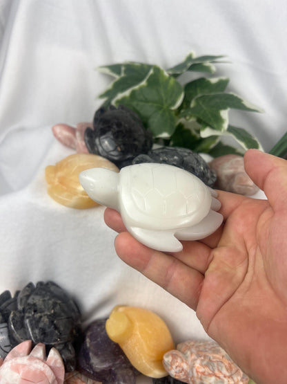 Peruvian Crystal Sea Turtle Carving: Polished Gemstone Feng Shui Decor