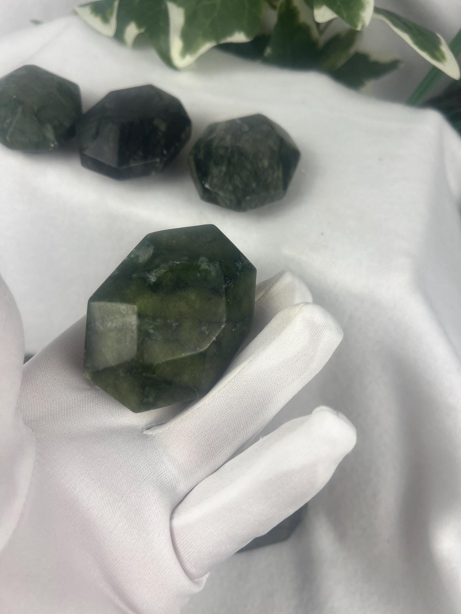 Xiuyan Nephrite Jade Palm Stone: Faceted Chinese Green Worry Stone Home Decor Worry Pocket Stress Anxiety Palm Stone
