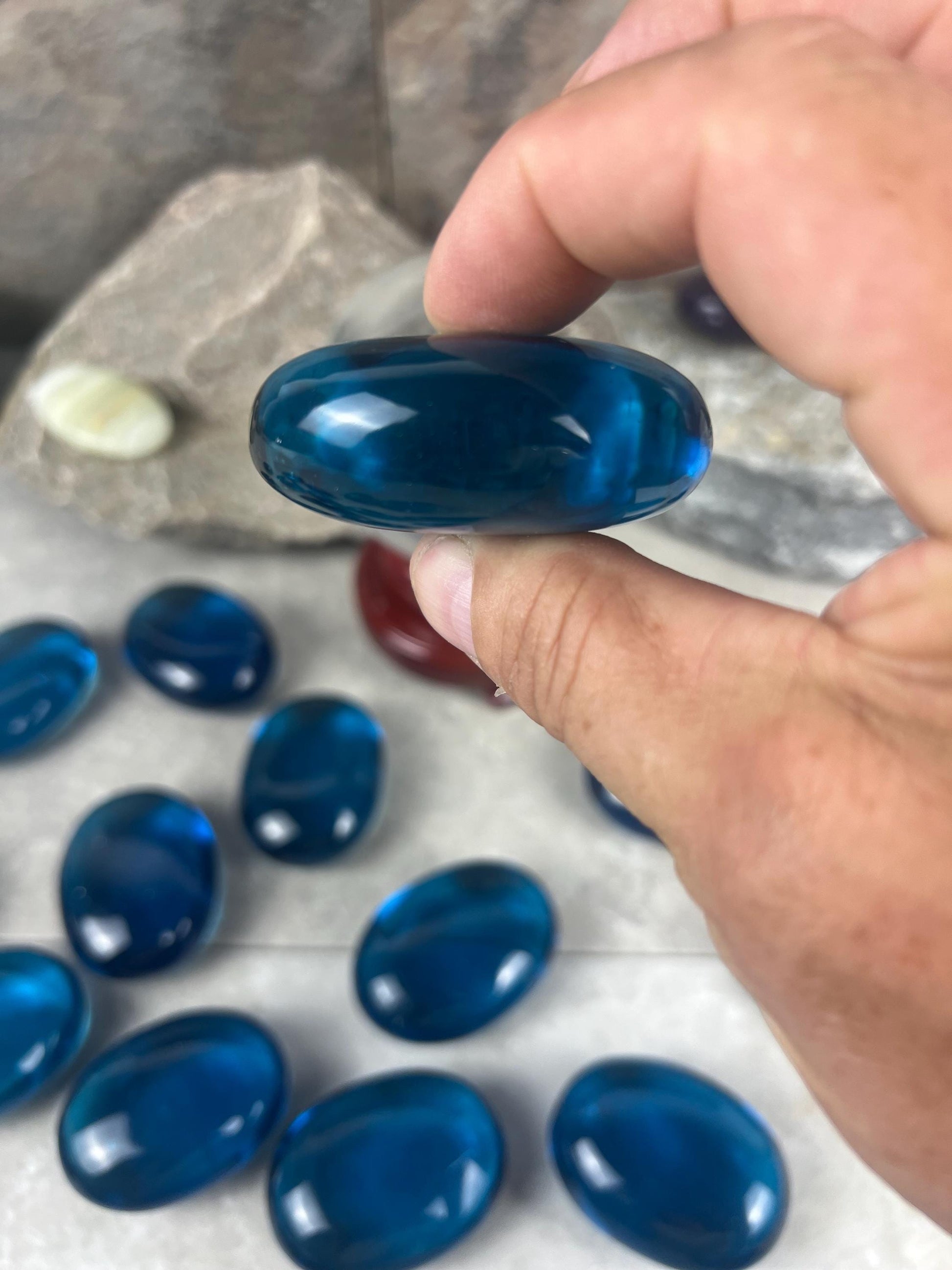 Blue Quartz Smelting Crystal Custom Stone Anxiety Relief Meditation Stone Xmas Palm Gift Worry Anxiety Christmas Birthday Home Decor Xmas