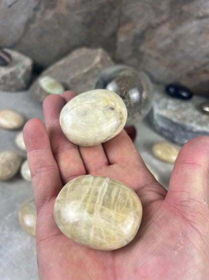 Sri Lanka Cream Moonstone Palm Stone: Polished Crystal Decor Home Decor Worry Pocket Stress Anxiety Palm Stone