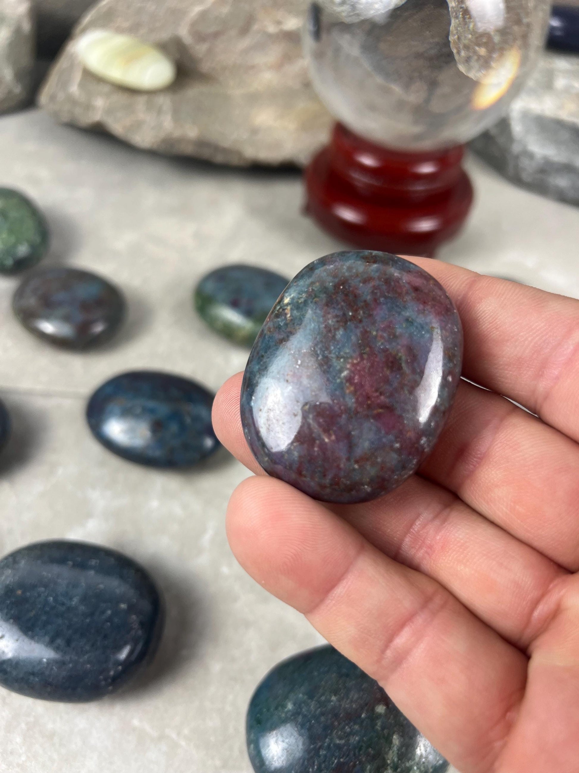 Worry Stones Assorted Gemstones Worry Polished Gem-stone Thumb Pocket Palm Stone Worry Chakra Gemstone Stress Relief Fidget Smooth Gift