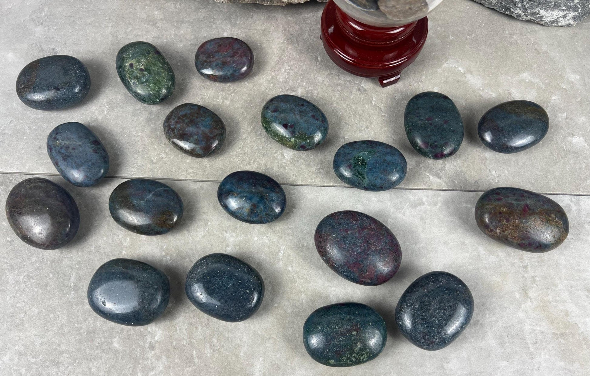 Worry Stones Assorted Gemstones Worry Polished Gem-stone Thumb Pocket Palm Stone Worry Chakra Gemstone Stress Relief Fidget Smooth Gift