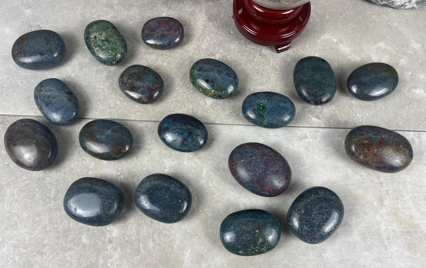 Worry Stones Assorted Gemstones Worry Polished Gem-stone Thumb Pocket Palm Stone Worry Chakra Gemstone Stress Relief Fidget Smooth Gift